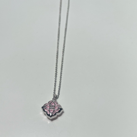 Kendra Scott Mallory Silver Pendant Healing Rose Quartz Necklace - Picture 10 of 12